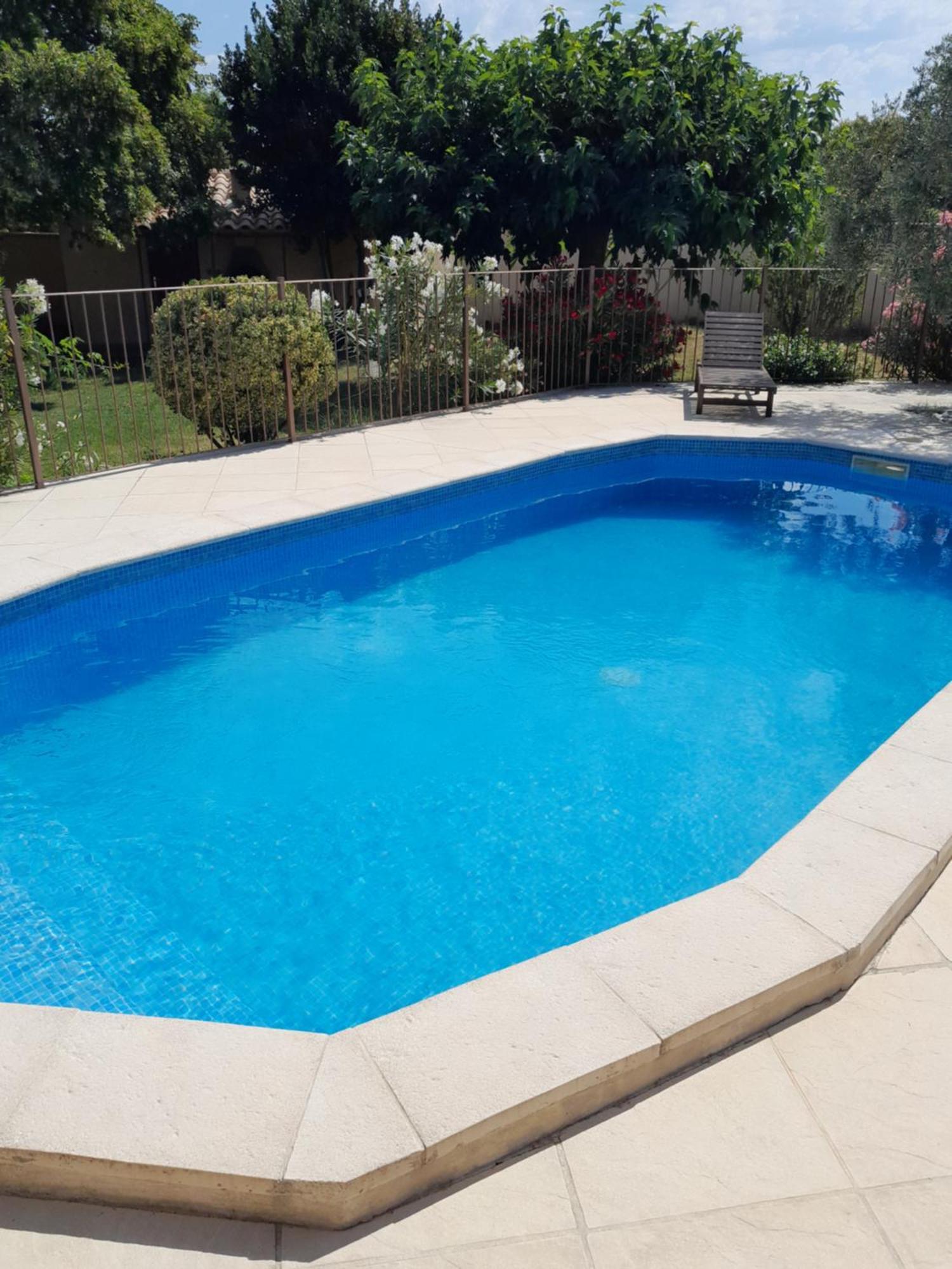 Mas La Gentille ,,, A La Campagne , Beautiful Outdoor , Swimming Pool , Pool House , Nice Green Garden , Bbq ,,, Only For You , Pour Passer Un Sejour Inoubliable Перн-ле-Фонтен Экстерьер фото