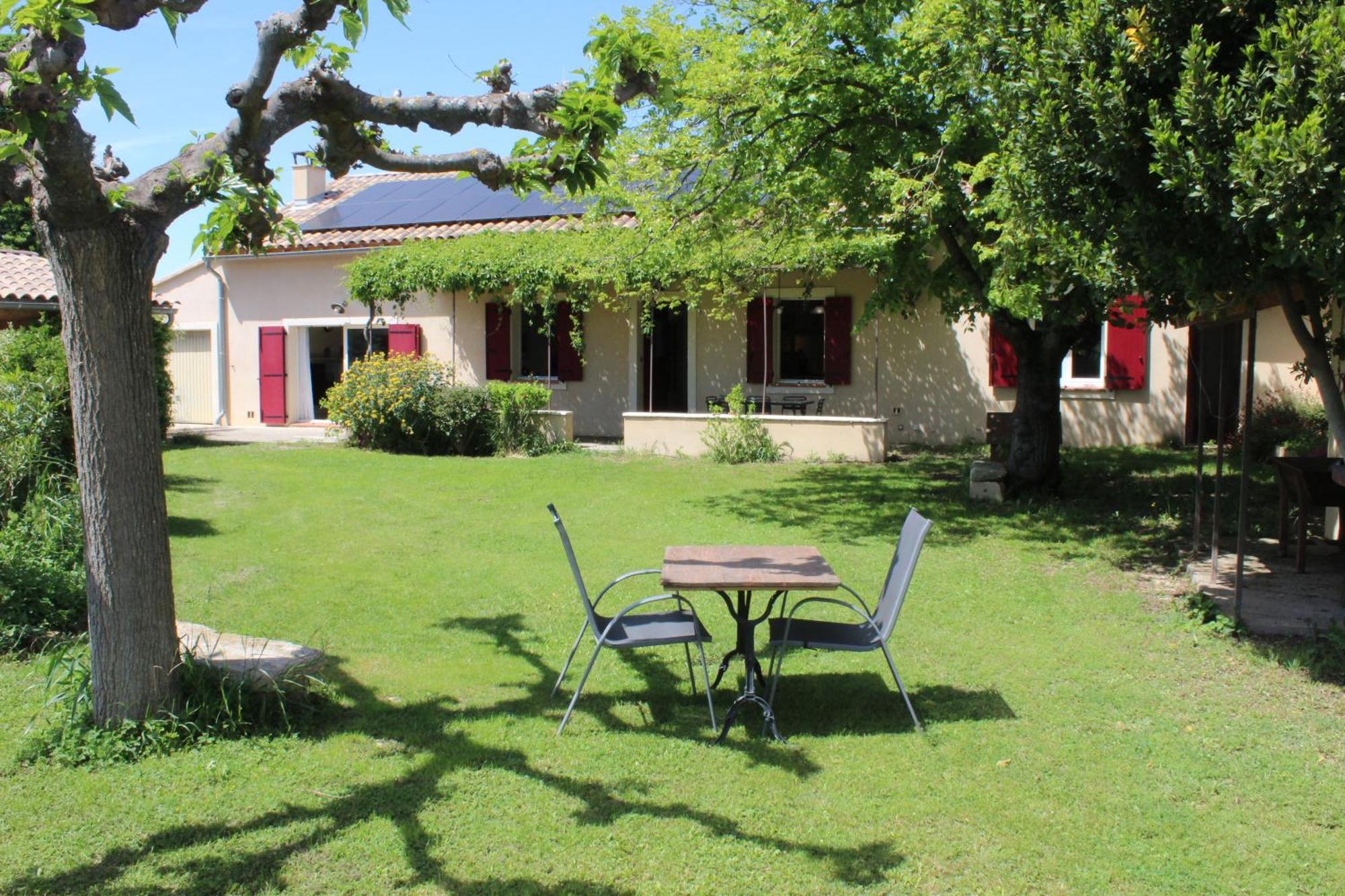 Mas La Gentille ,,, A La Campagne , Beautiful Outdoor , Swimming Pool , Pool House , Nice Green Garden , Bbq ,,, Only For You , Pour Passer Un Sejour Inoubliable Перн-ле-Фонтен Экстерьер фото